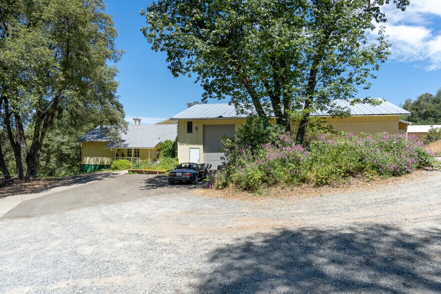 More Photos Of 8221 Stoney Creek Rd, Fair Play Winery Vineyard For Sale