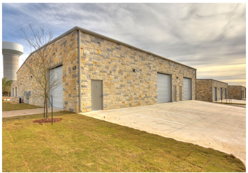 More Photos Of 720 South Bell Blvd, Cedar Park Light Distribution For Sale