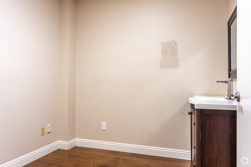 More Photos Of 1113 Alta Ave, Upland Medical For Lease