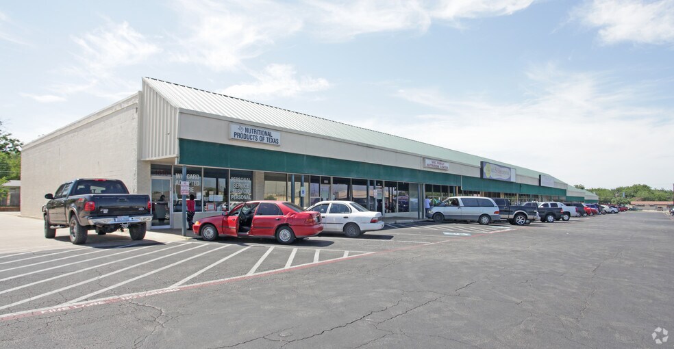 More Photos Of 1502-1540 New York Ave, Arlington Unknown For Lease