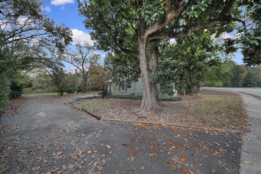 More Photos Of 500 W John St, Matthews Office For Sale