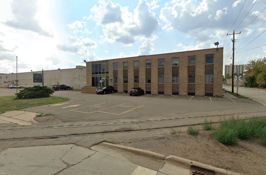 Primary Photo Of 3003 Pacific St, Minneapolis Distribution For Lease