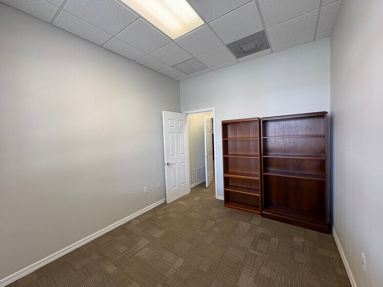 More Photos Of 505 S Orange Ave, Sarasota Apartments For Sale