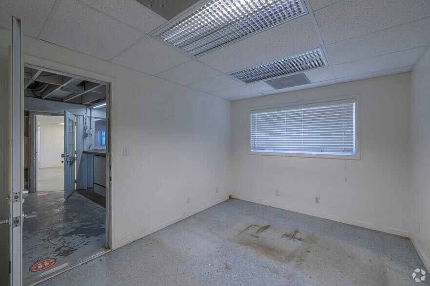 More Photos Of 2301 Napa Vallejo Hwy, Napa Land For Lease