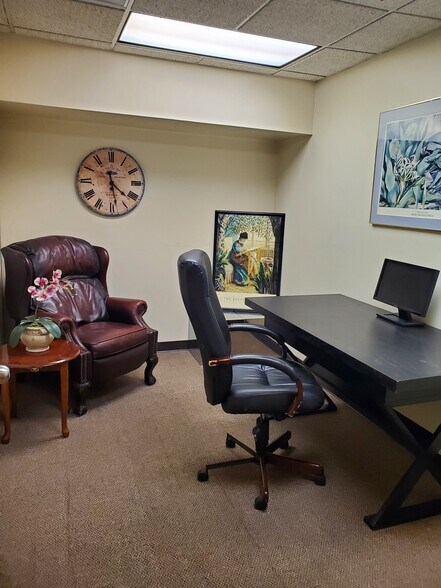 More Photos Of 517 N Mountain Ave, Upland Office For Lease