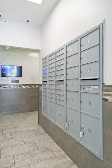 More Photos Of 18800 Delaware St, Huntington Beach Medical For Lease