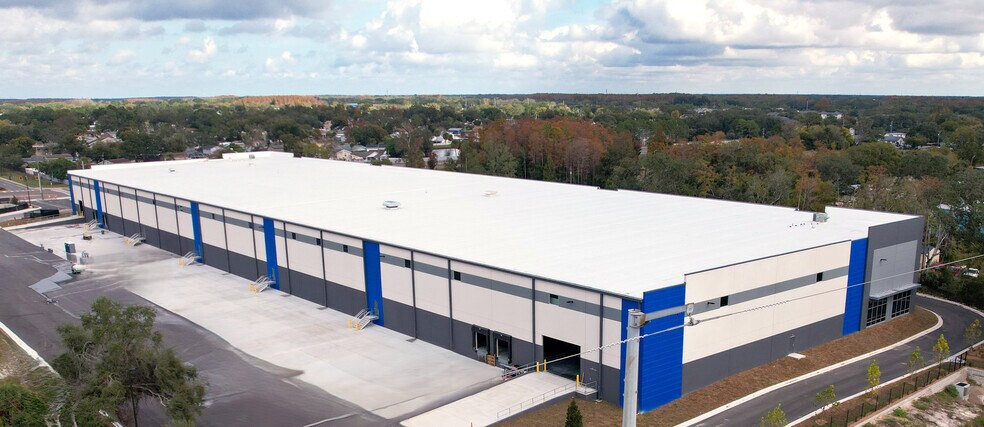 More Photos Of 15157 US Hwy 441, Delray Beach Warehouse For Lease