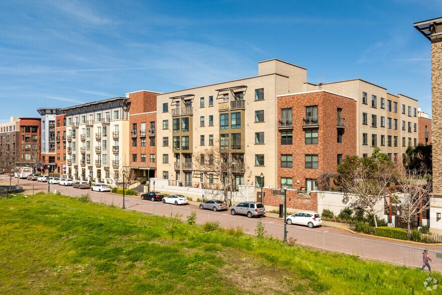 More Photos Of 1951 Telegraph Ave, Oakland Apartments For Lease