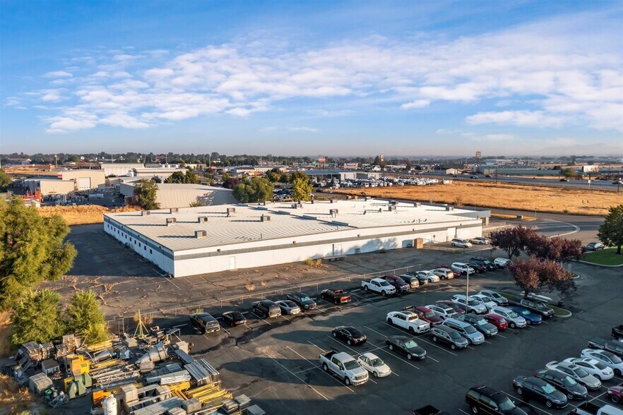 Primary Photo Of 1 Idea Way, Caldwell Light Manufacturing For Sale