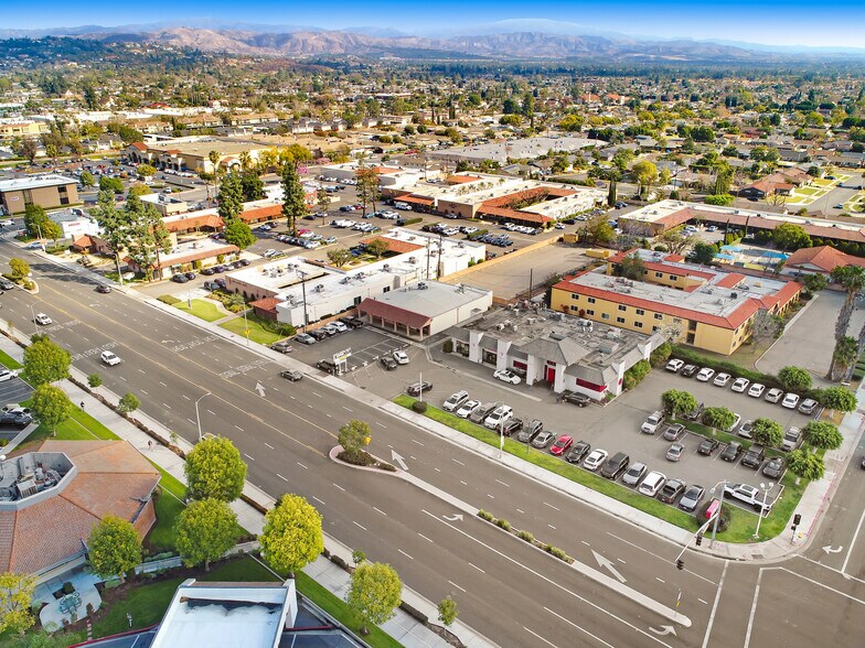 More Photos Of 13430-13434 Newport Ave, Tustin Unknown For Lease
