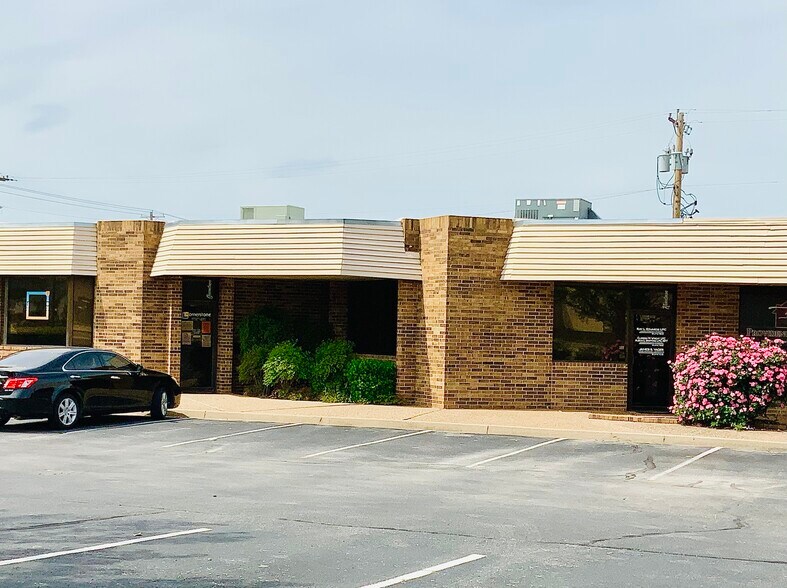 More Photos Of 1212 S Air Depot Blvd, Oklahoma City Office For Sale