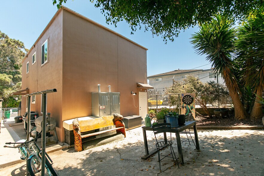 More Photos Of 4225-4227 Whittier St, San Diego Apartments For Sale