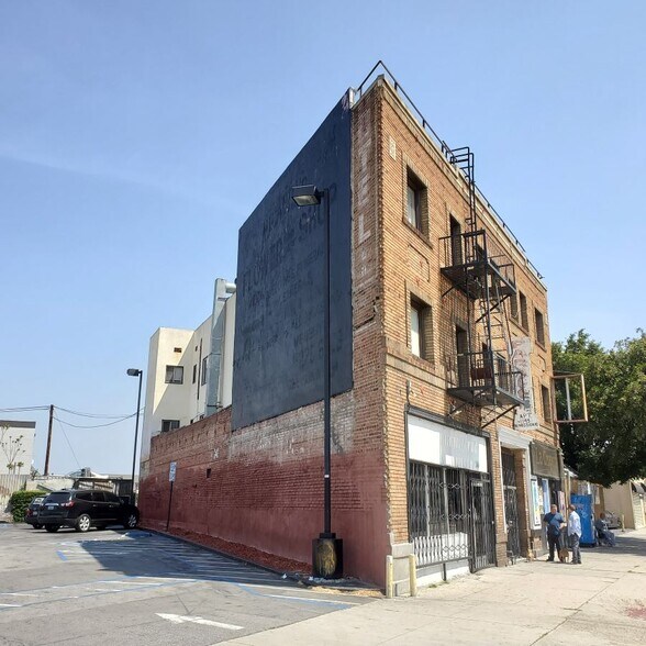 More Photos Of 1141 N Mission Rd, Los Angeles Apartments For Sale