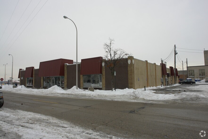 More Photos Of 878-880 Jefferson St, Muskegon Freestanding For Lease