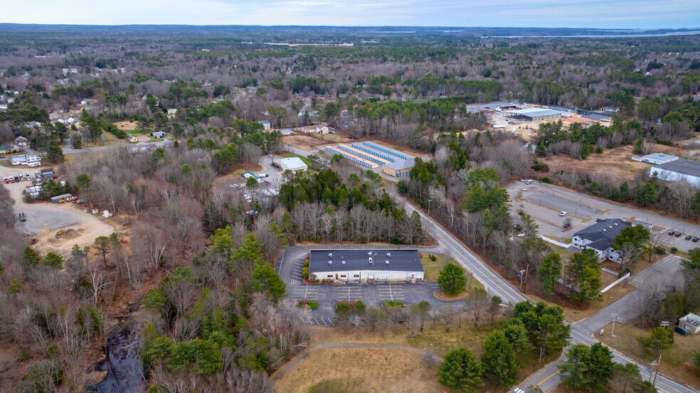 More Photos Of 4 Industrial Pky, Brunswick Manufacturing For Lease