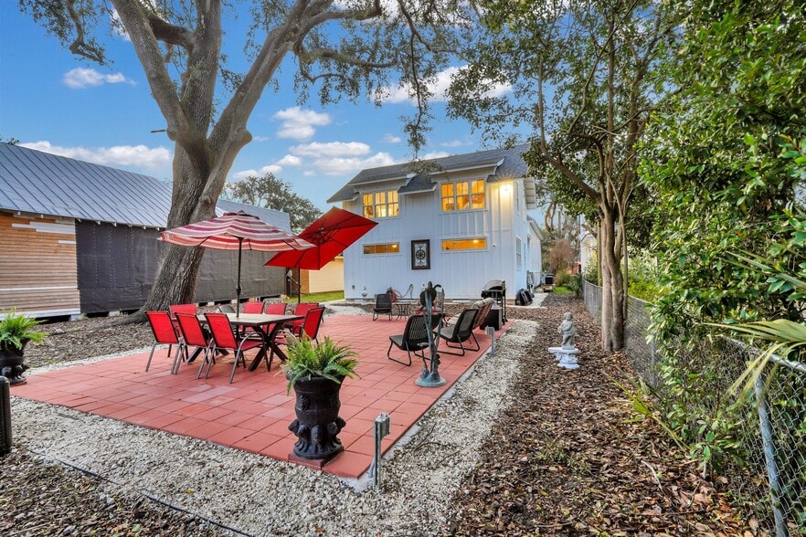 More Photos Of 2716 Mechanics Ave, Savannah Religious Facility For Sale