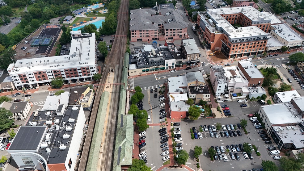 More Photos Of 1 S Orange Ave, South Orange Storefront For Lease