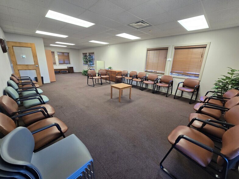 More Photos Of 2 Depot St, Greencastle Medical For Sale