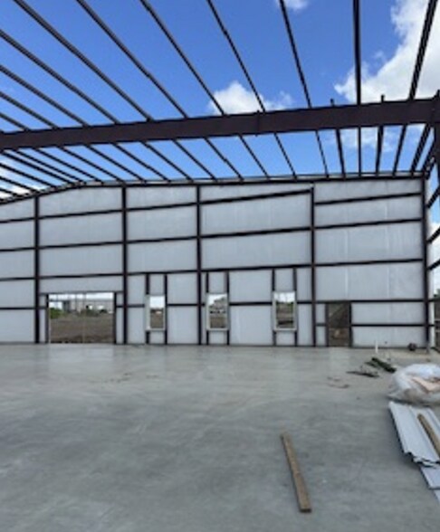 More Photos Of 8511 Maha Ct, Buda Light Distribution For Sale