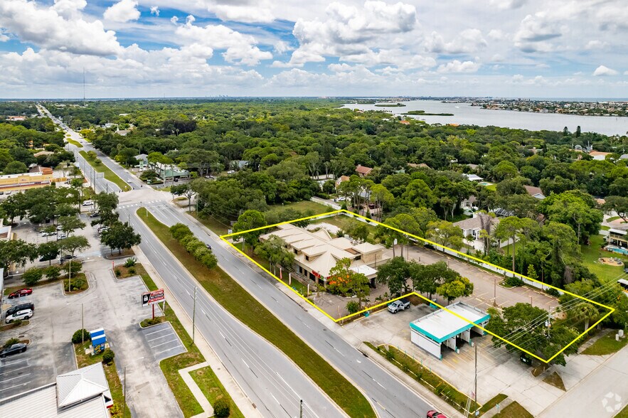 More Photos Of 13800 Park Blvd, Seminole Office For Lease