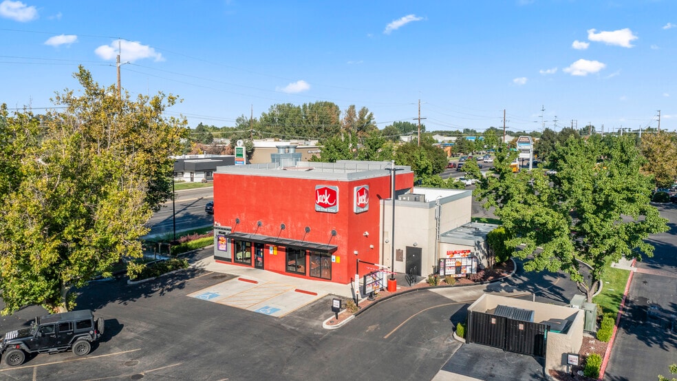 Primary Photo Of 7040 W State St, Boise General Retail For Lease
