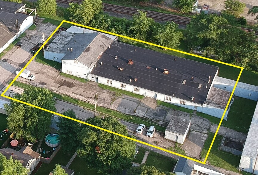 More Photos Of 501 E Weller St, Ansonia Warehouse For Sale