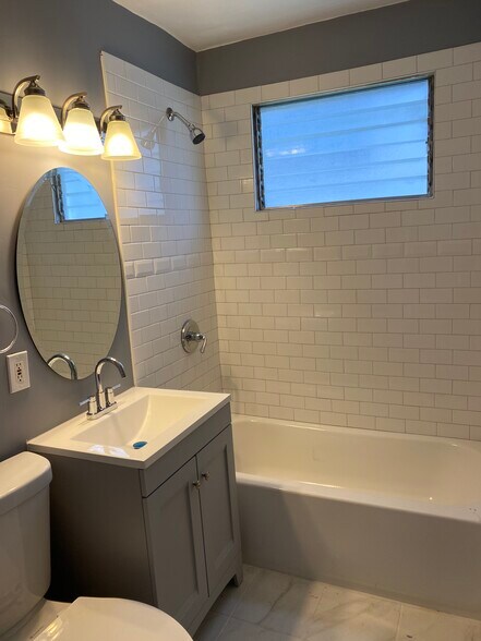 More Photos Of 638 Grant St, Santa Monica Apartments For Sale