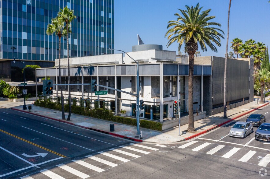 Primary Photo Of 9101 Wilshire Blvd, Beverly Hills General Retail For Sale