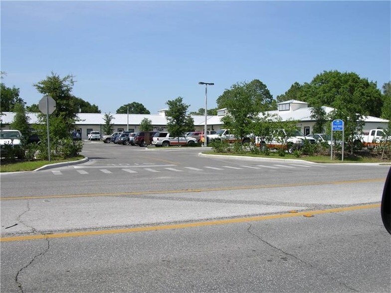 More Photos Of 437-481 W Ardice Ave, Eustis Office For Lease