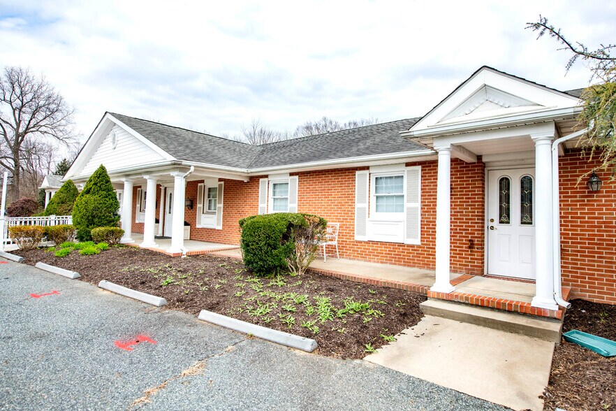 More Photos Of 715 S Shamrock Rd, Bel Air Office Residential For Sale
