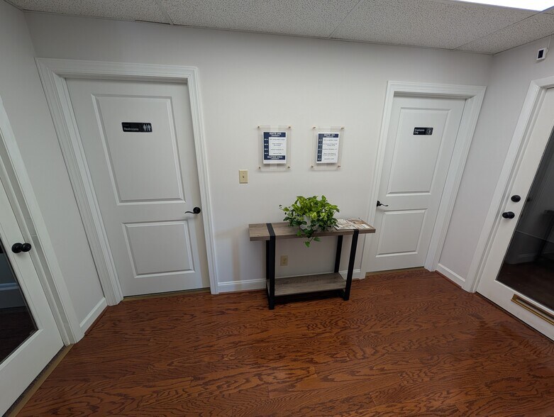 More Photos Of 1717 Legion Rd, Chapel Hill Coworking Space