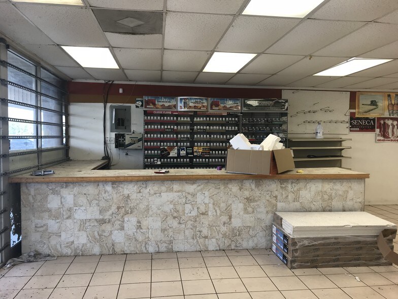 More Photos Of 1100 Main St, East Bernard Storefront For Lease