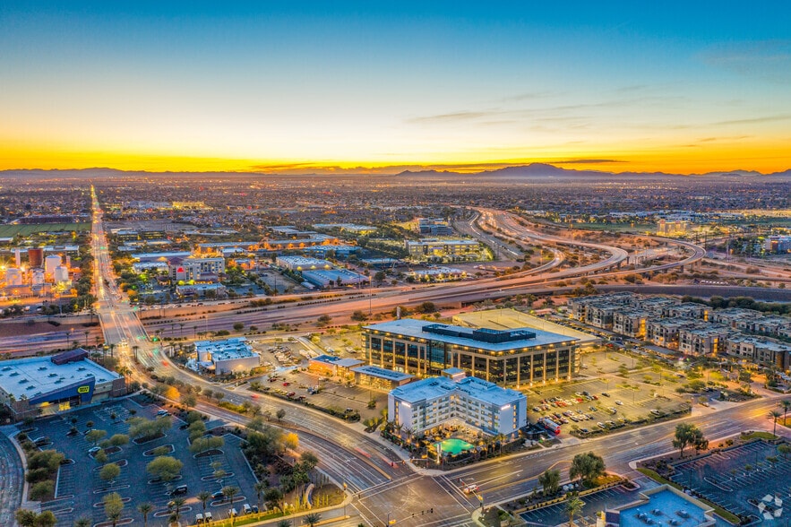 More Photos Of 3133 W Frye Rd, Chandler Office For Lease