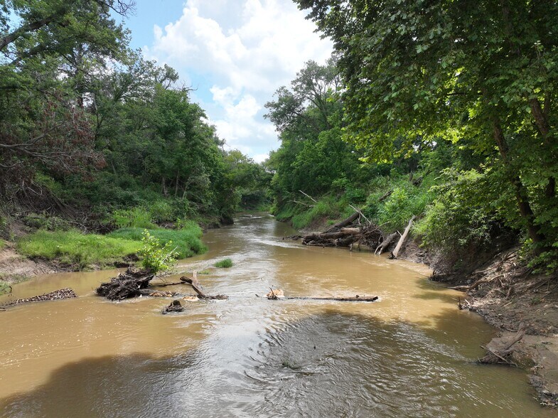 More Photos Of 6600 Refinery Rd, Ardmore Land For Sale