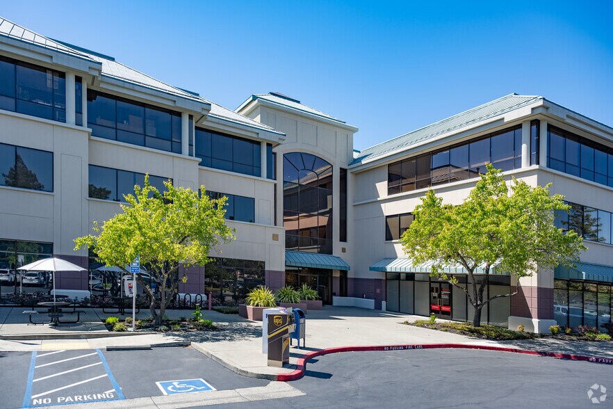 More Photos Of 1300 Oliver Rd, Fairfield Office For Lease