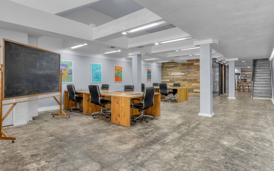 More Photos Of 211 W Freemason St, Norfolk Office Residential For Sale