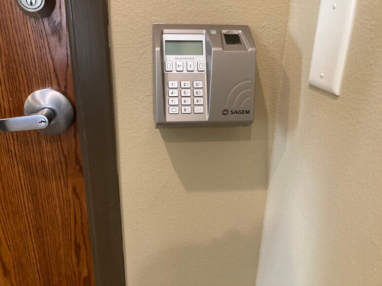 More Photos Of 105 1st St SE, Minot Apartments For Lease