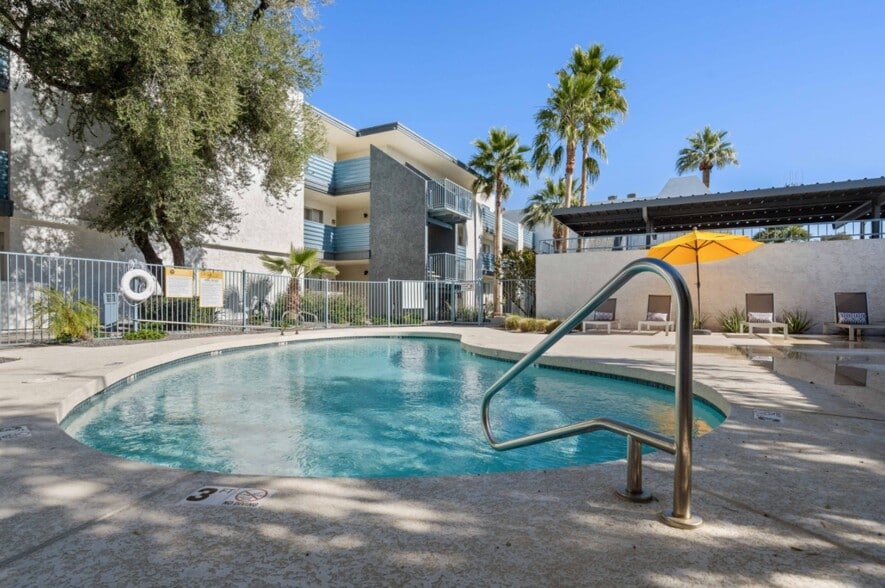 More Photos Of 2930 N 52nd St, Phoenix Apartments For Sale