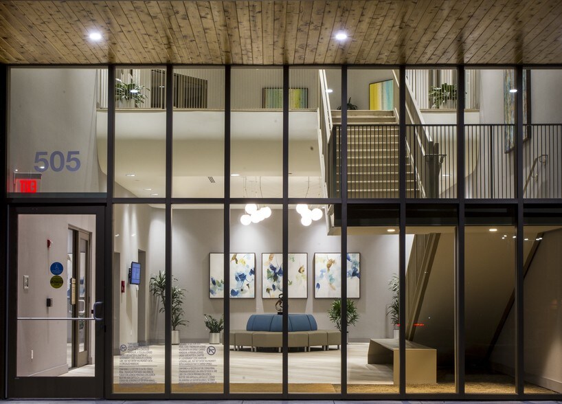 More Photos Of 505 Louis Henna Blvd, Round Rock Medical For Lease