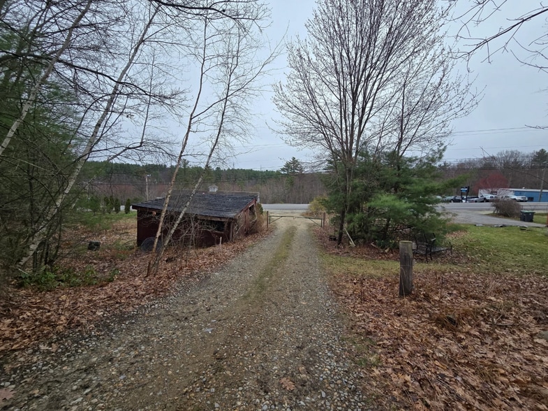 More Photos Of 192 Londonderry Tpke, Hooksett Land For Sale