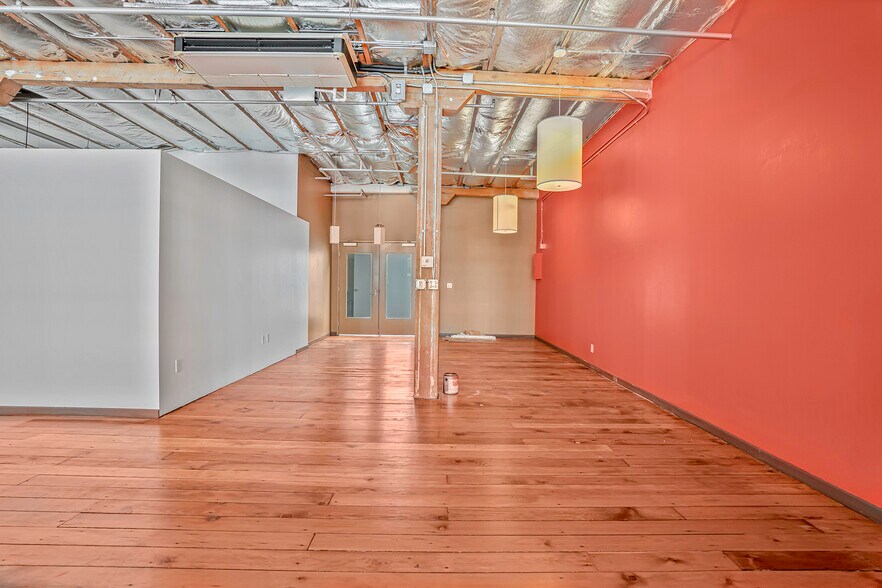 More Photos Of 629-639 J St, San Diego Storefront Retail Office For Lease