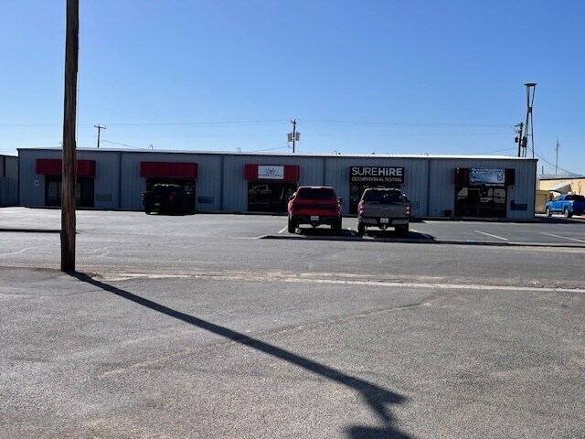 Primary Photo Of 3241 Franklin Ave, Midland Flex For Lease