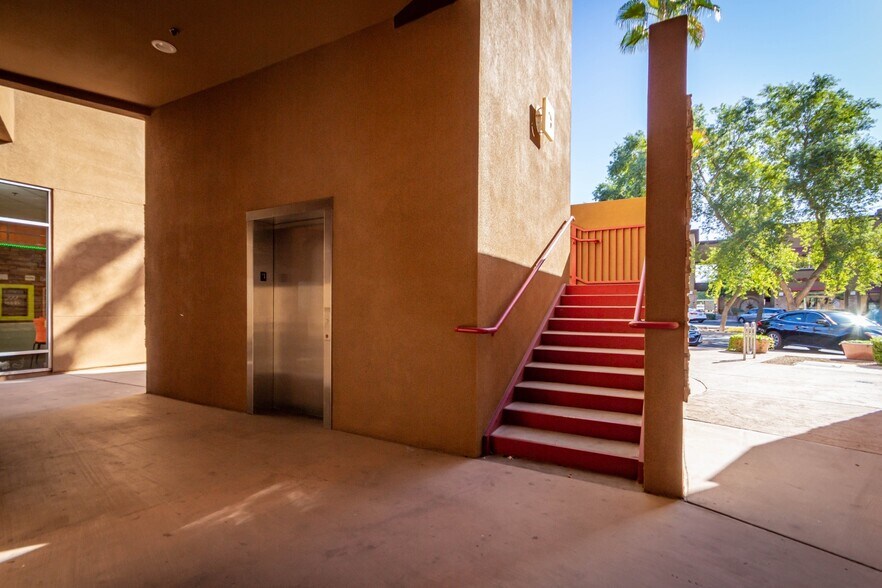 More Photos Of 1110-1166 S Gilbert Rd, Gilbert Unknown For Lease