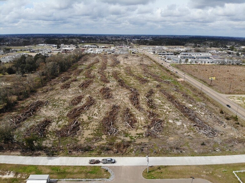 More Photos Of W Club Deluxe Road, Hammond Land For Sale