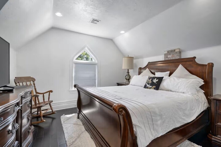 More Photos Of 209 N 400 W, Provo Office For Lease