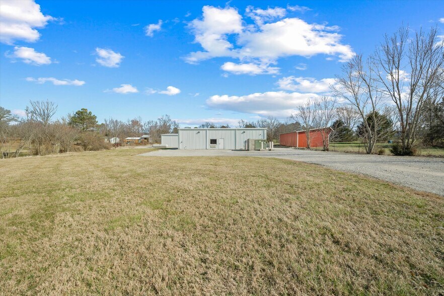 More Photos Of 340 Beaty Swamp Rd, Monroe Manufacturing For Sale