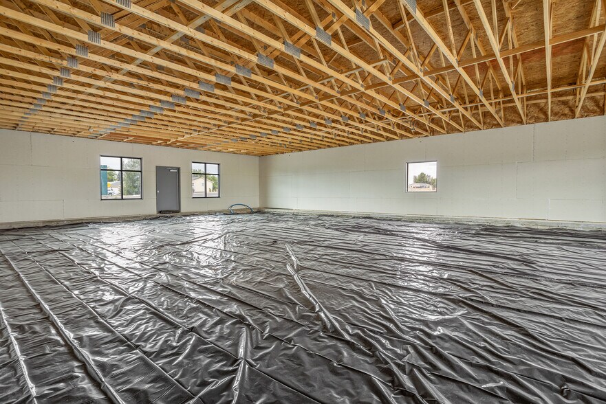 More Photos Of 3435 College Dr, Cheyenne General Retail For Lease