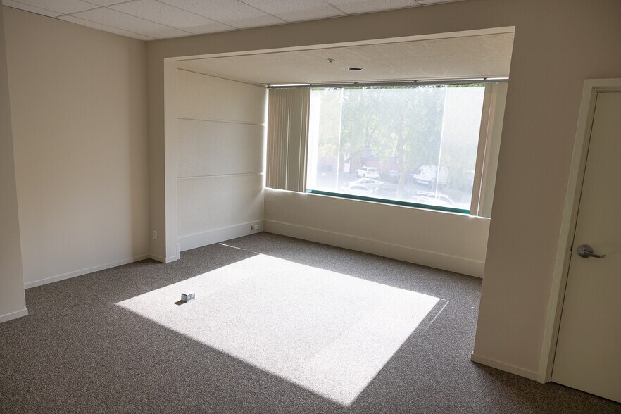 More Photos Of 416 B St, Santa Rosa Office For Sale