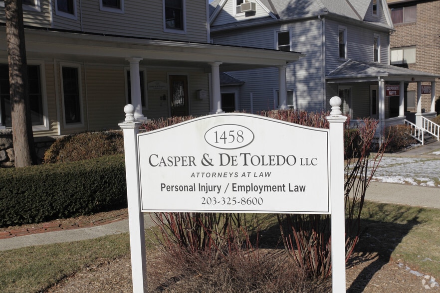 More Photos Of 1458 Bedford St, Stamford Office For Lease