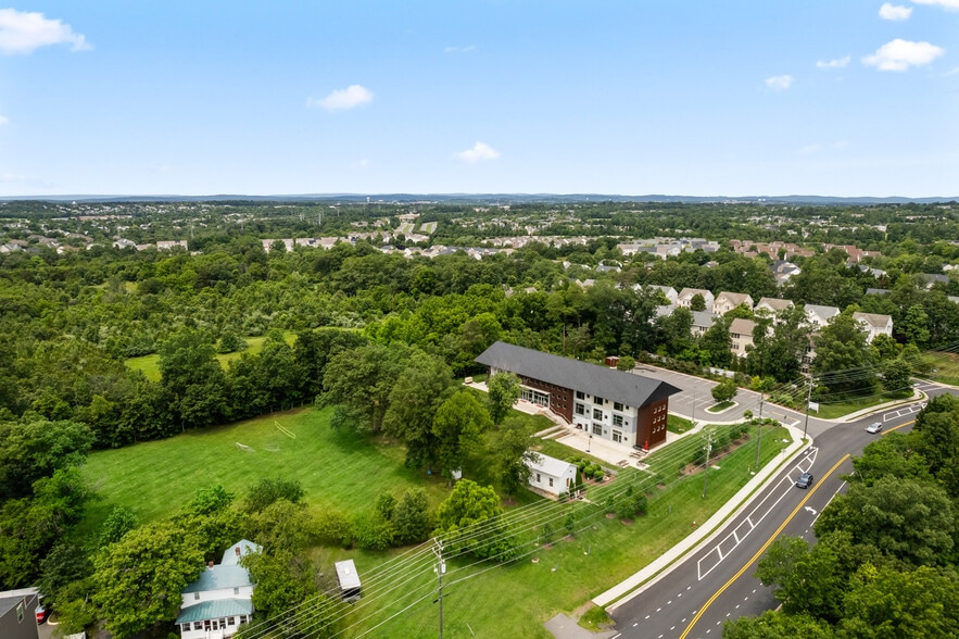 More Photos Of 20577 Ashburn Rd, Ashburn Schools For Sale